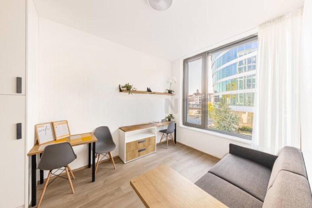Mymozart By Rentez Apartment Prague